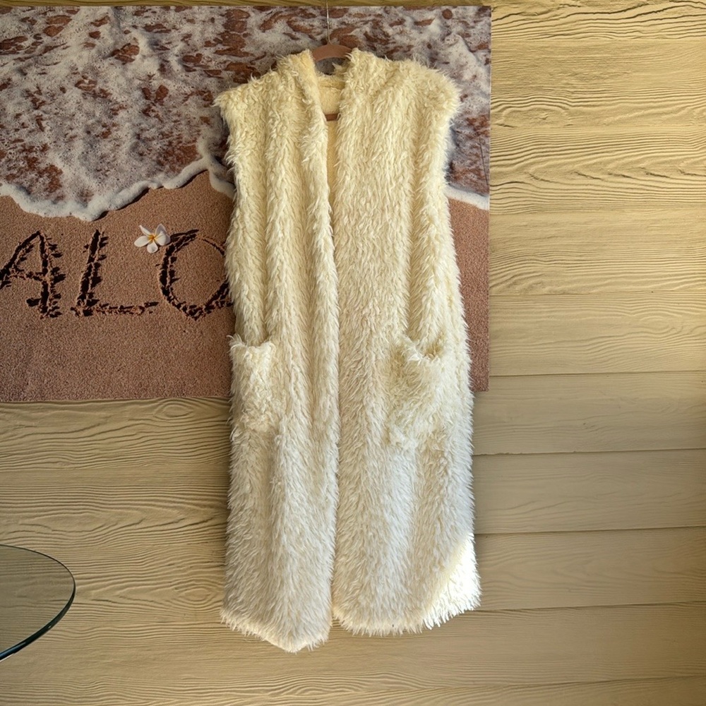 CODE 22 ~ Long Hooded Vest~
